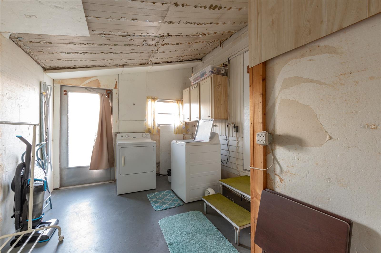 BETMAR ACRES - Residential