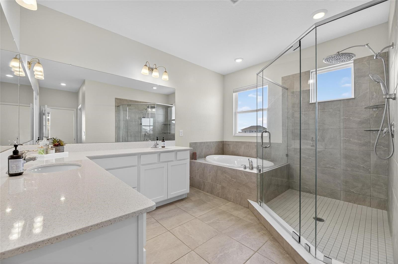 MIRABAY PRCL 8 - Residential