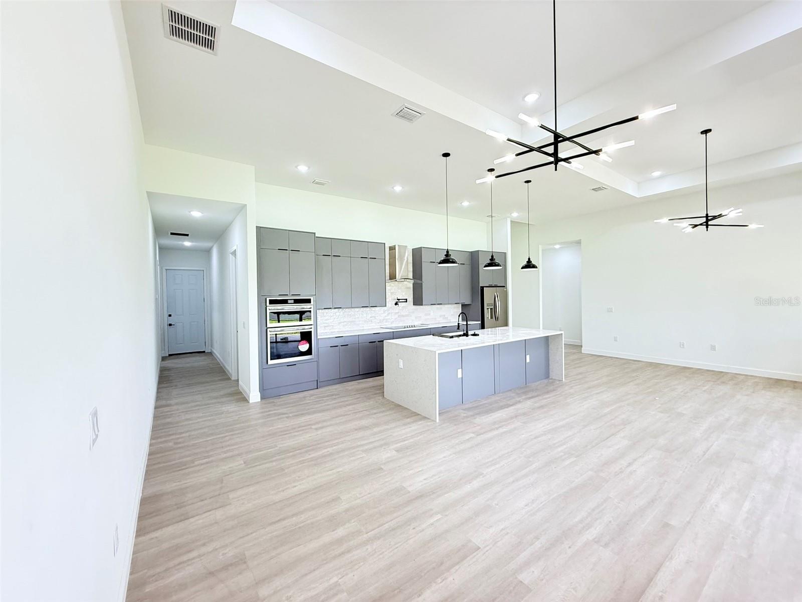 PORT CHARLOTTE - Residential