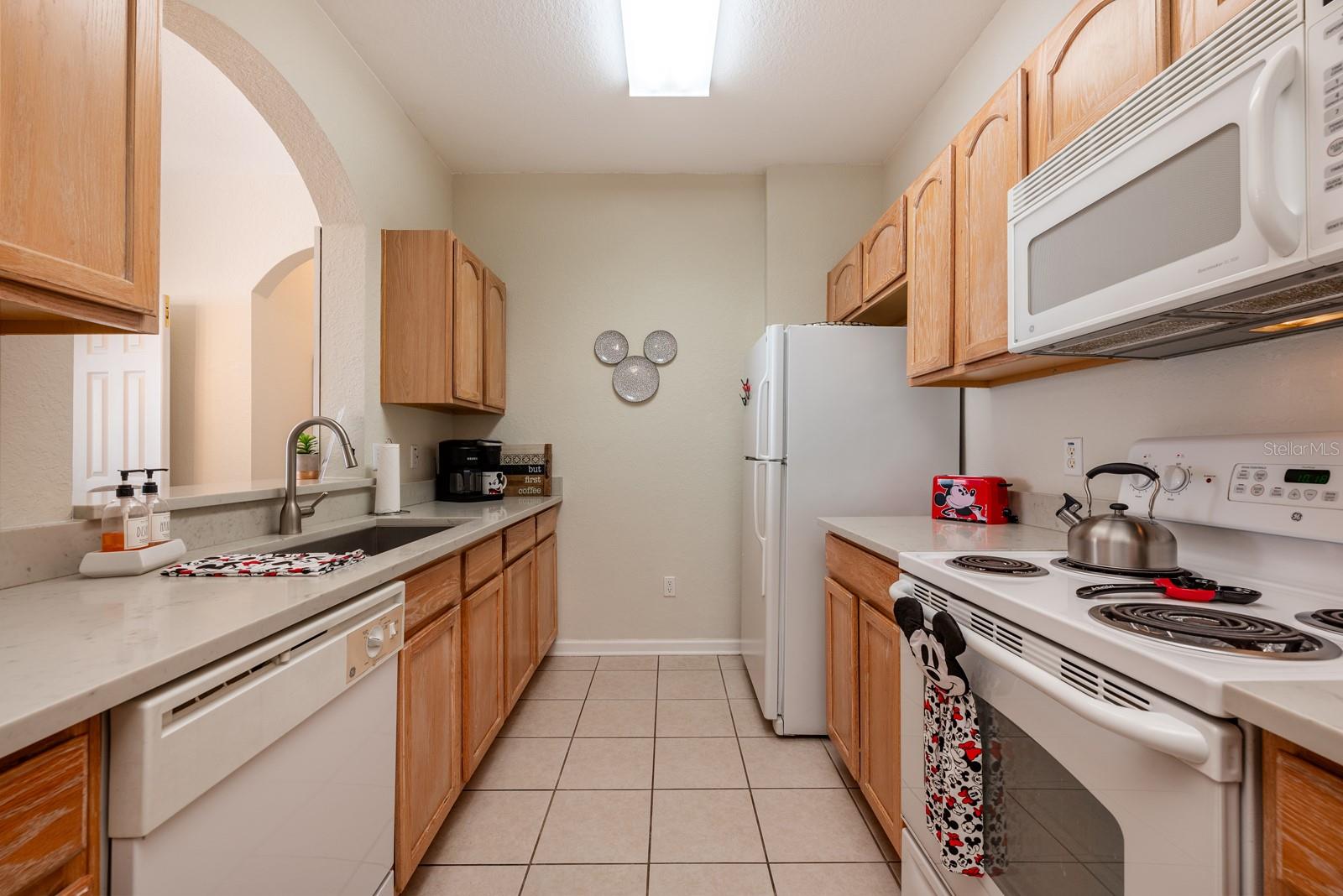 2778 ALMATON LOOP 204