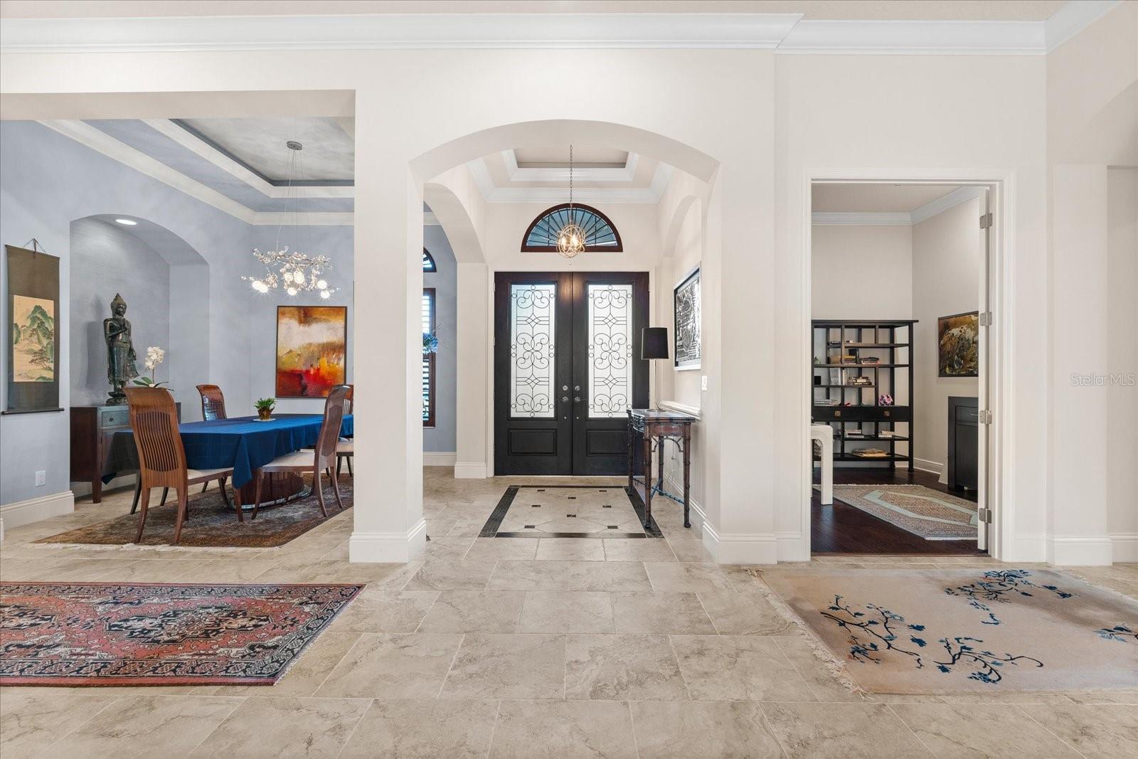 FOUNDERS CLUB - Residential