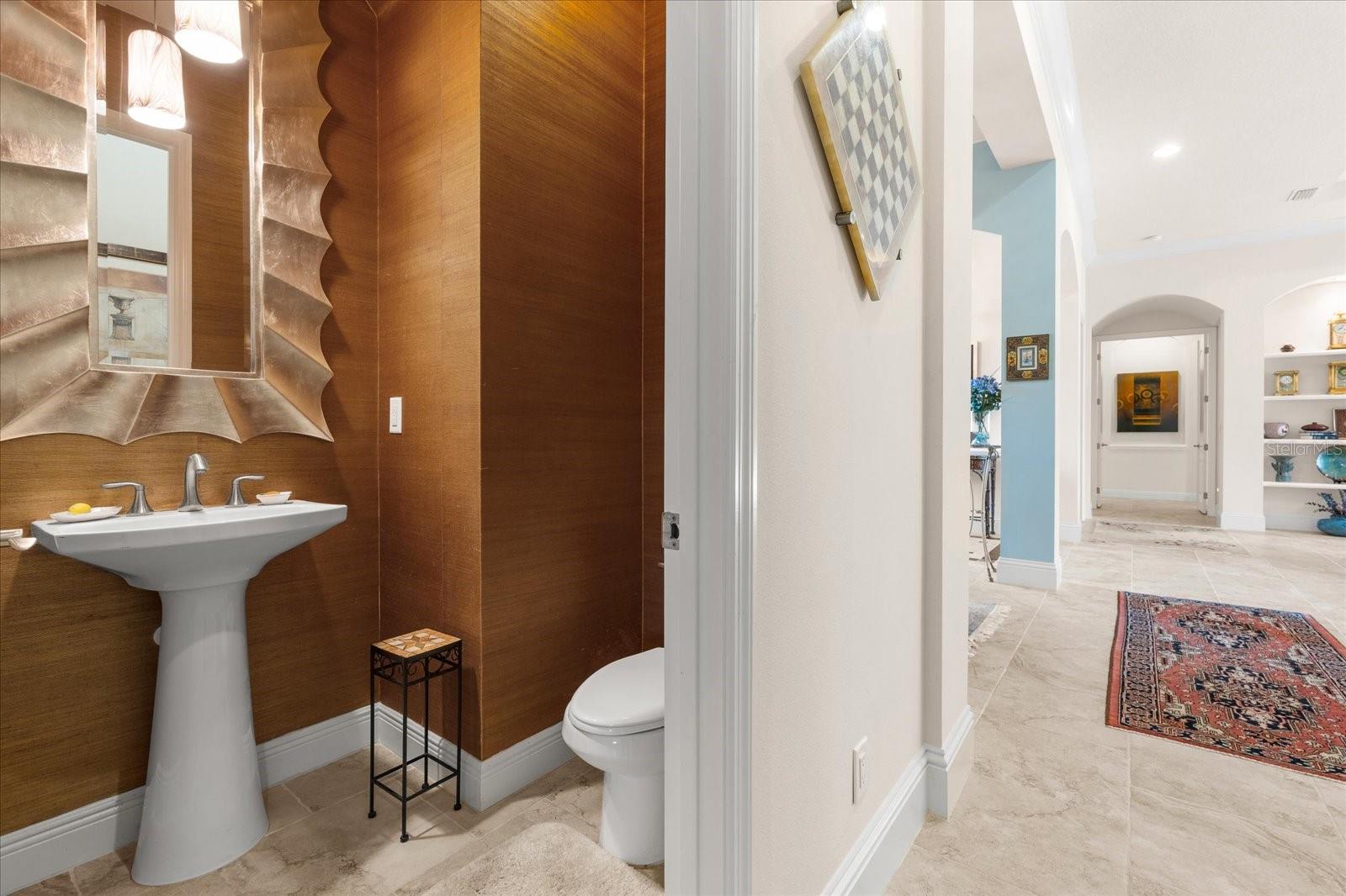 FOUNDERS CLUB - Residential