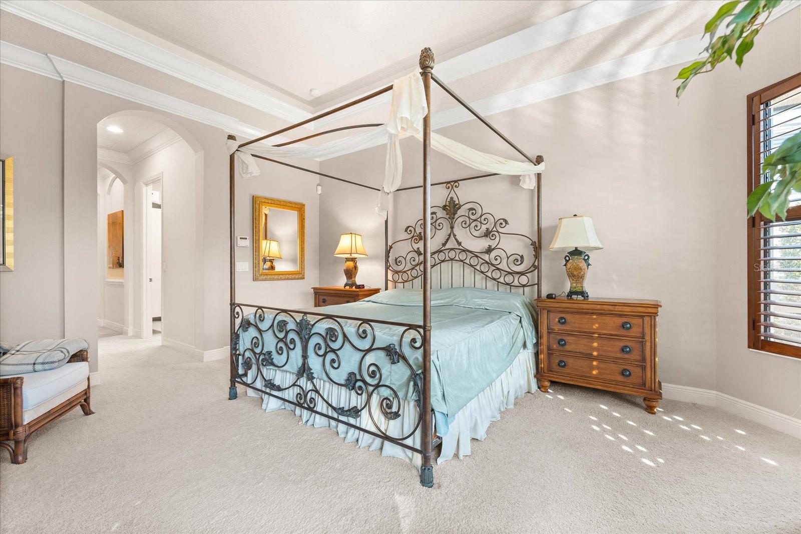 FOUNDERS CLUB - Residential