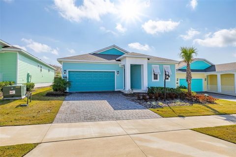 Photo of 995 Fiesta Key Circle, Lady Lake, FL 32159 (MLS # S5141253)