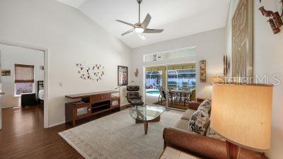 EMERALD GARDENS - Residential