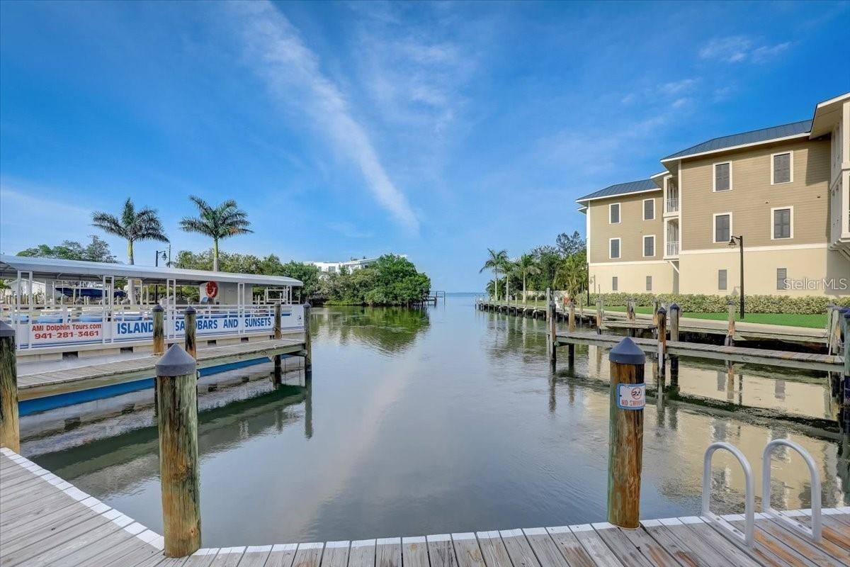 WATERLINE VILLAS & MARINA - Residential