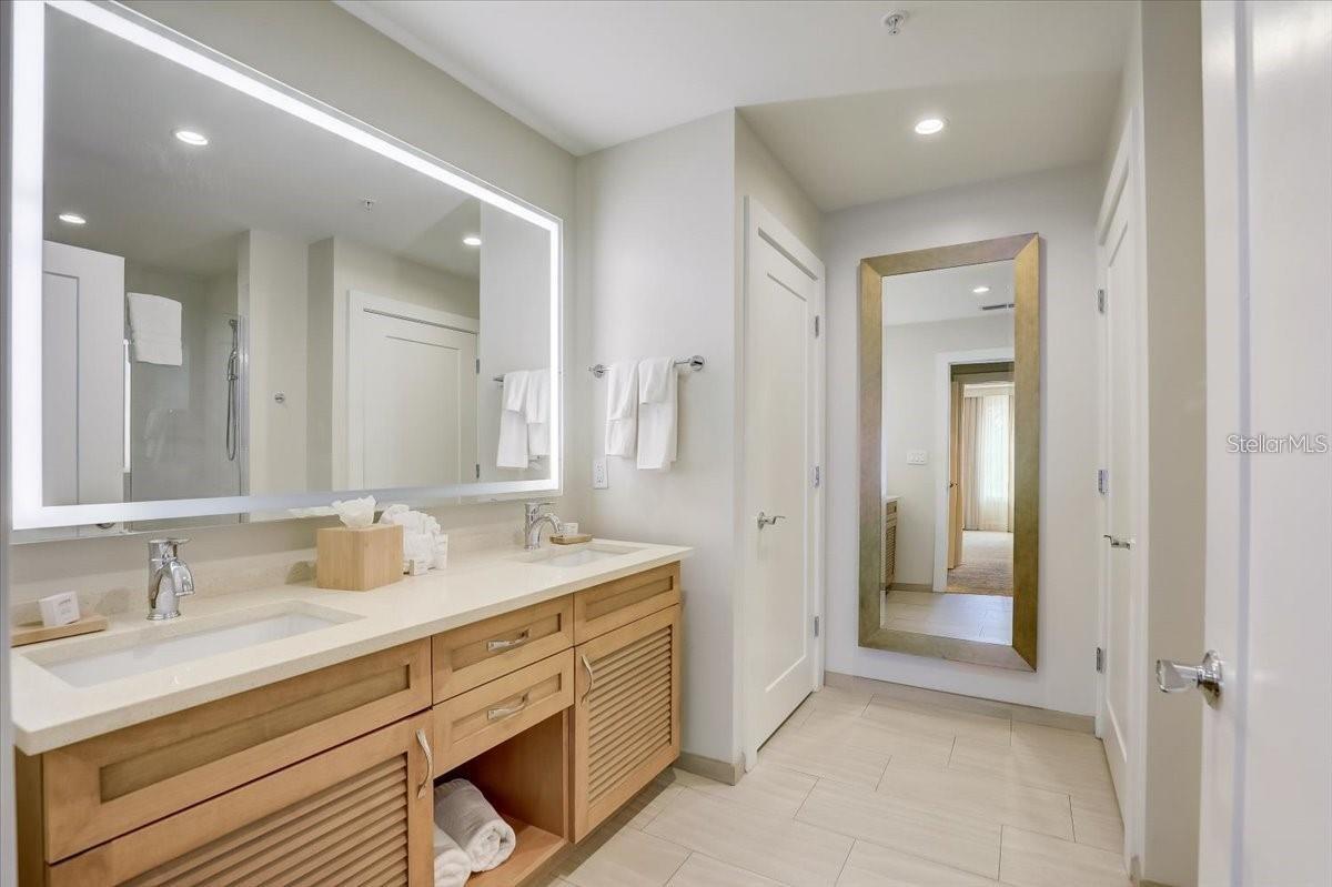 WATERLINE VILLAS & MARINA - Residential
