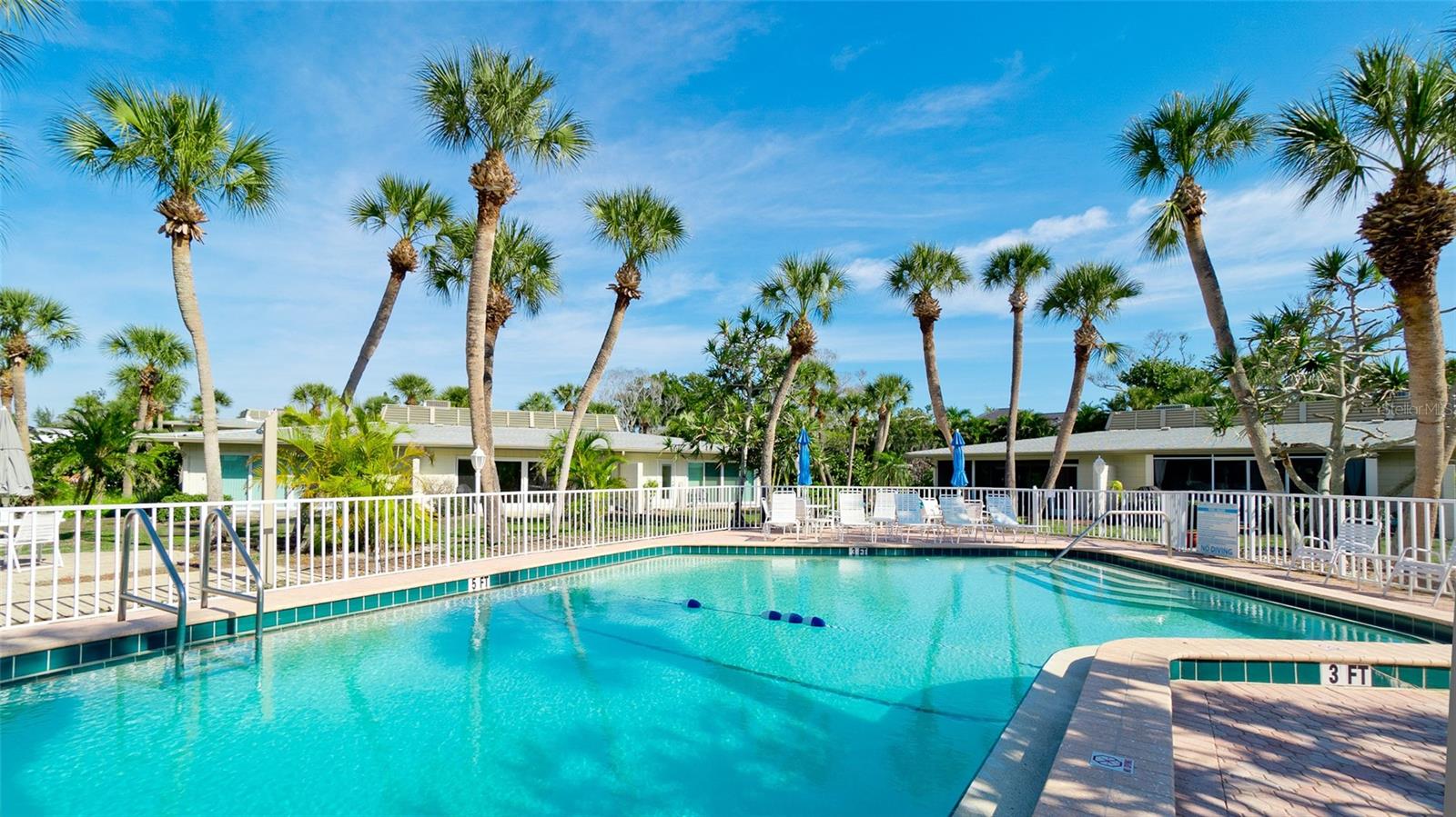 WHITNEY BEACH - Residential