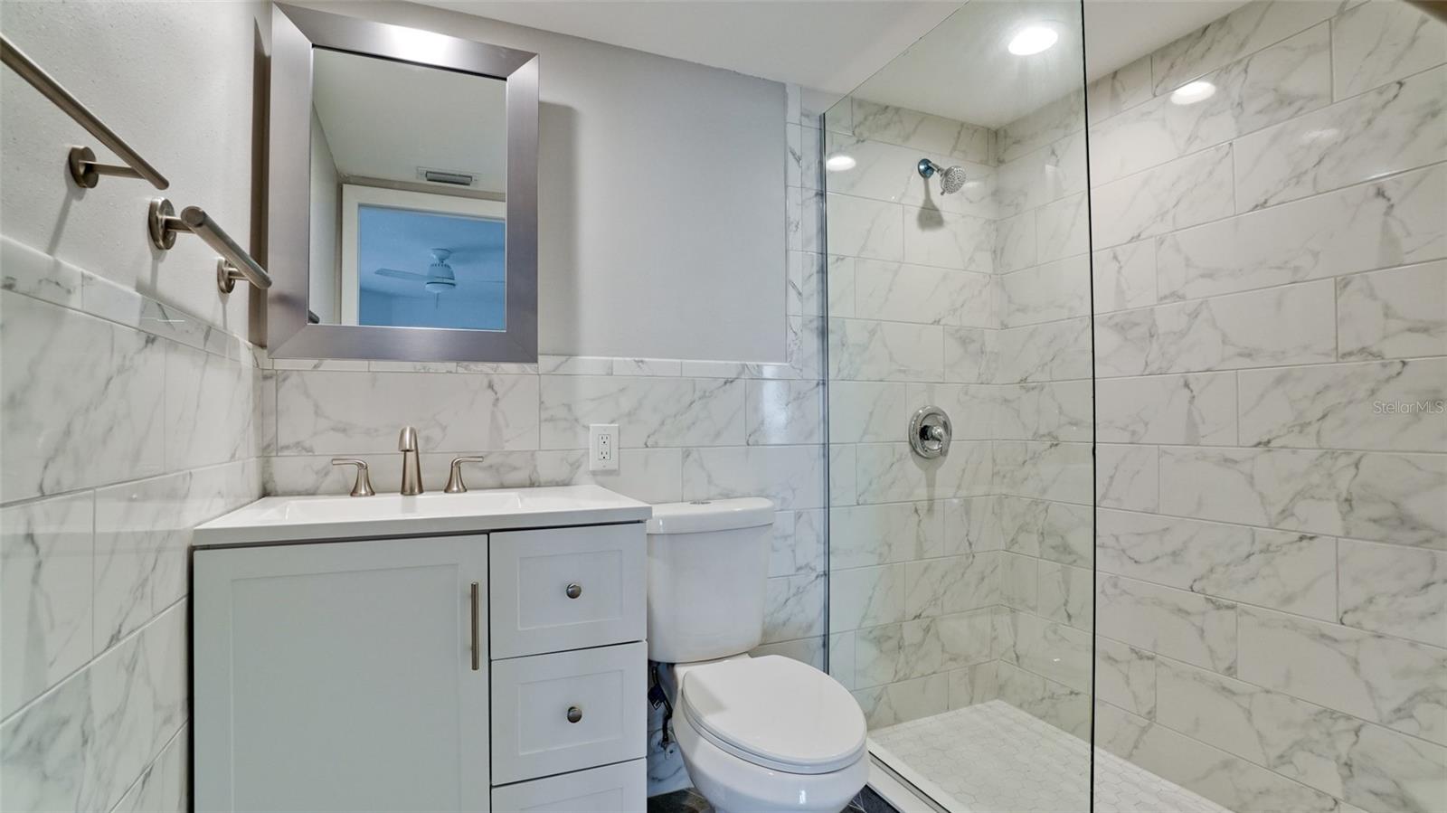 WHITNEY BEACH - Residential