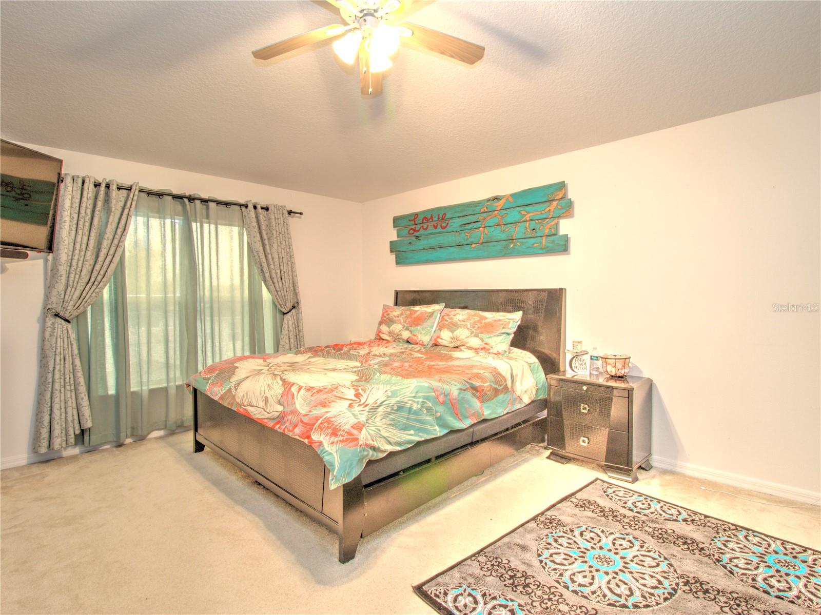 SILVER SPRINGS SHORES - Residential