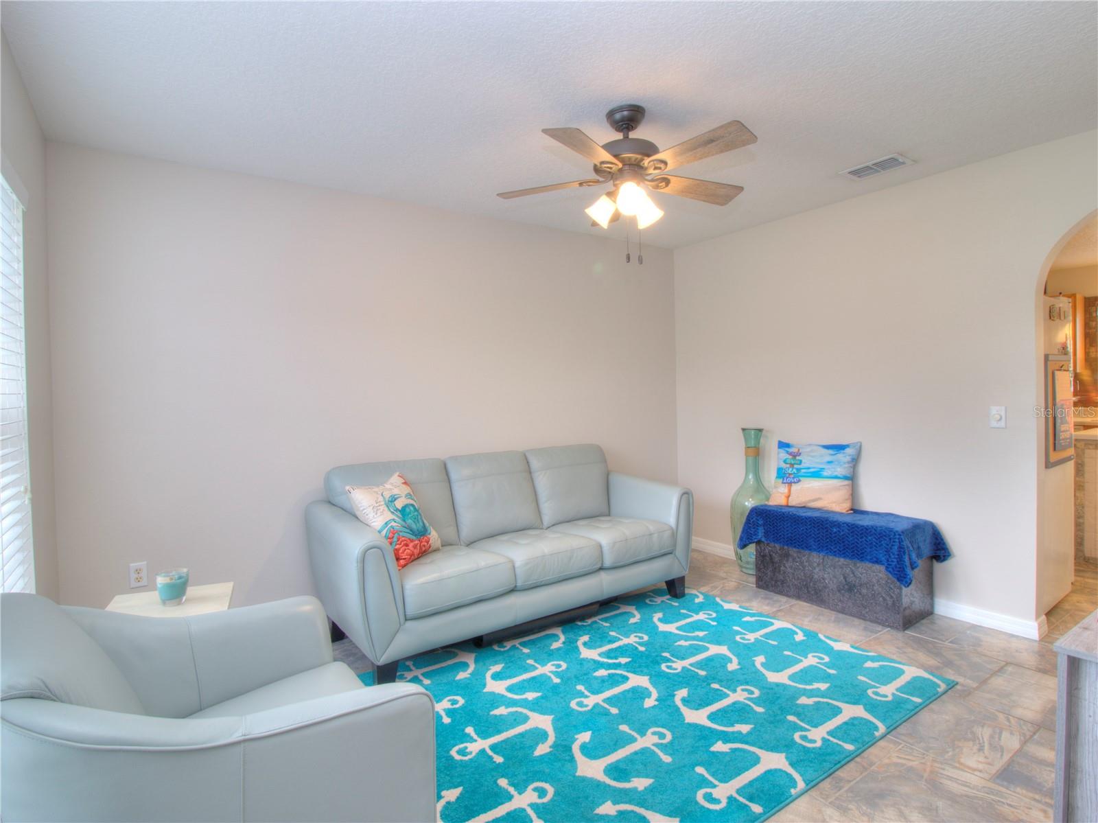 SILVER SPRINGS SHORES - Residential