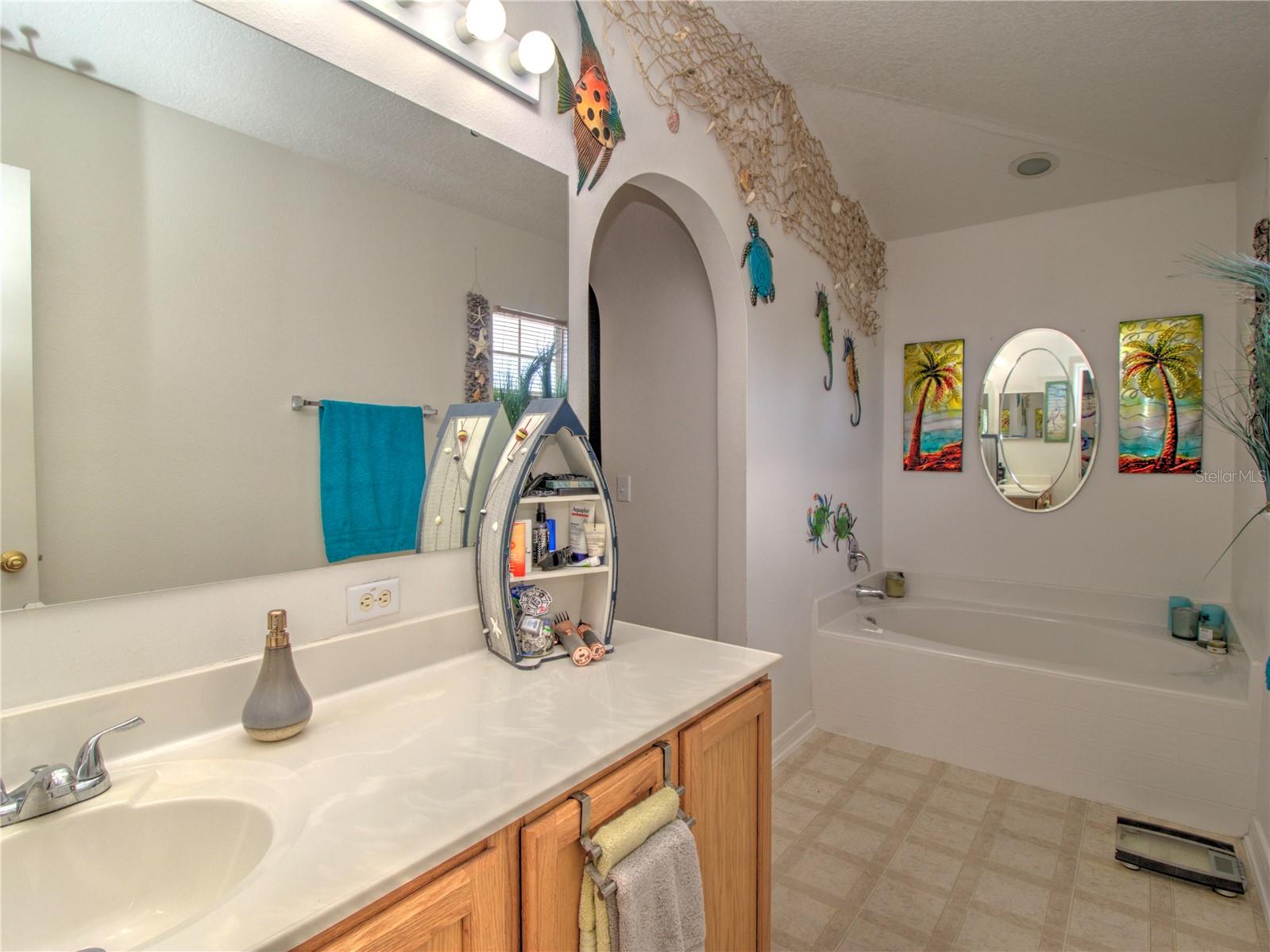 SILVER SPRINGS SHORES - Residential