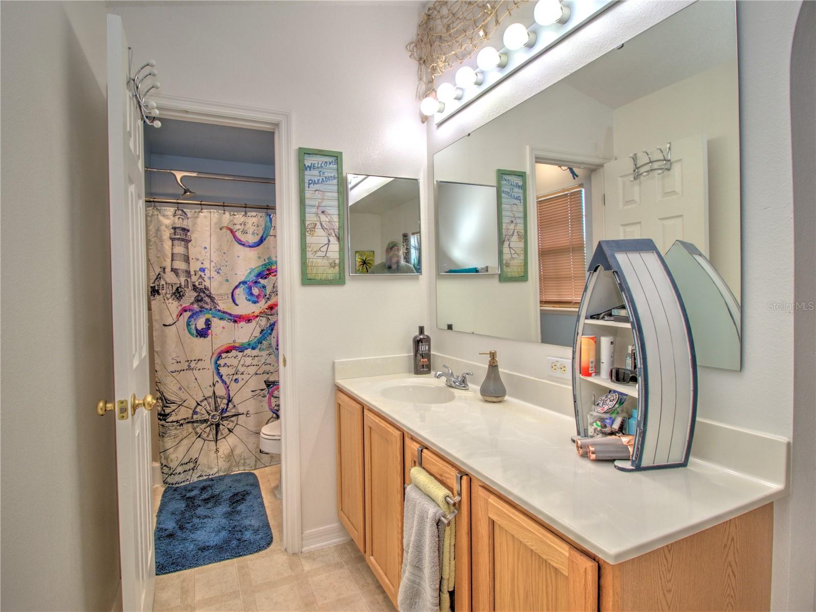 SILVER SPRINGS SHORES - Residential