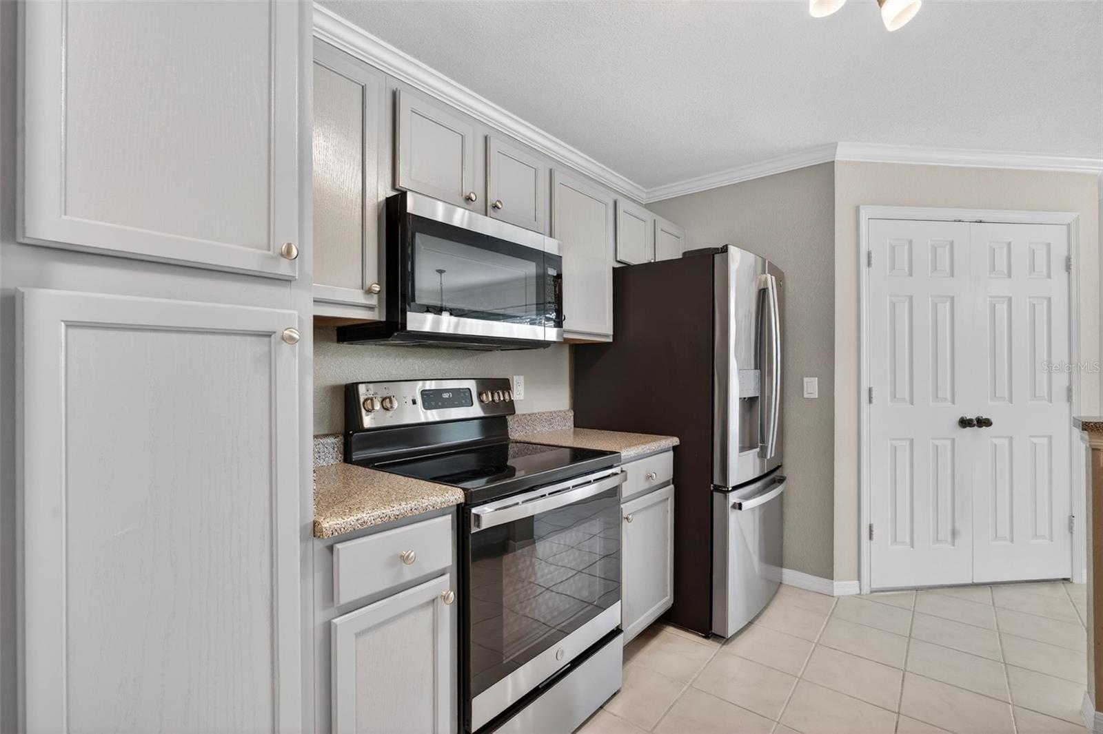 RESERVE AT PT MEADOWS CNDO - Residential