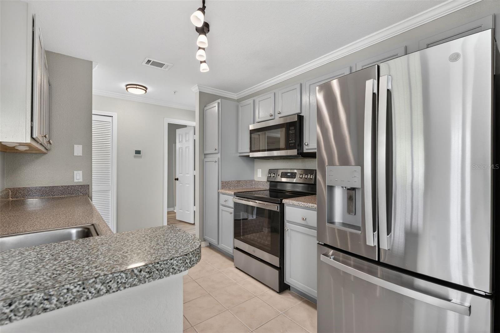 RESERVE AT PT MEADOWS CNDO - Residential