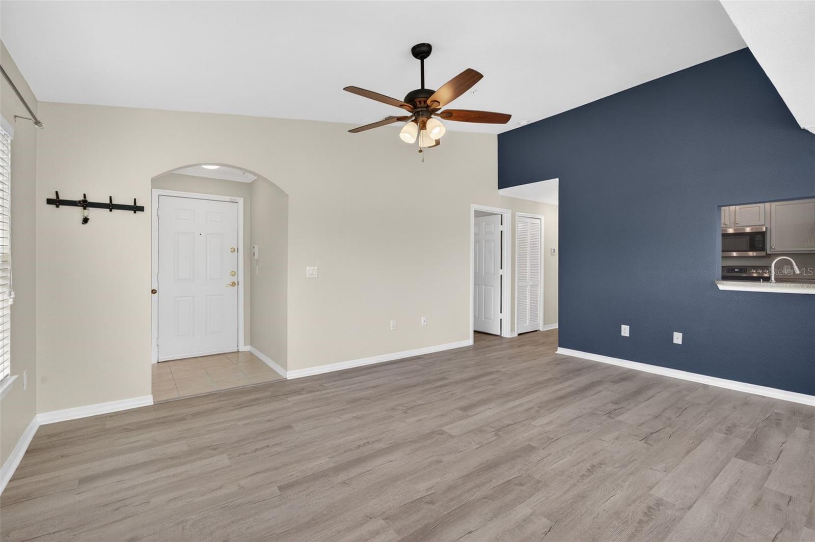 RESERVE AT PT MEADOWS CNDO - Residential