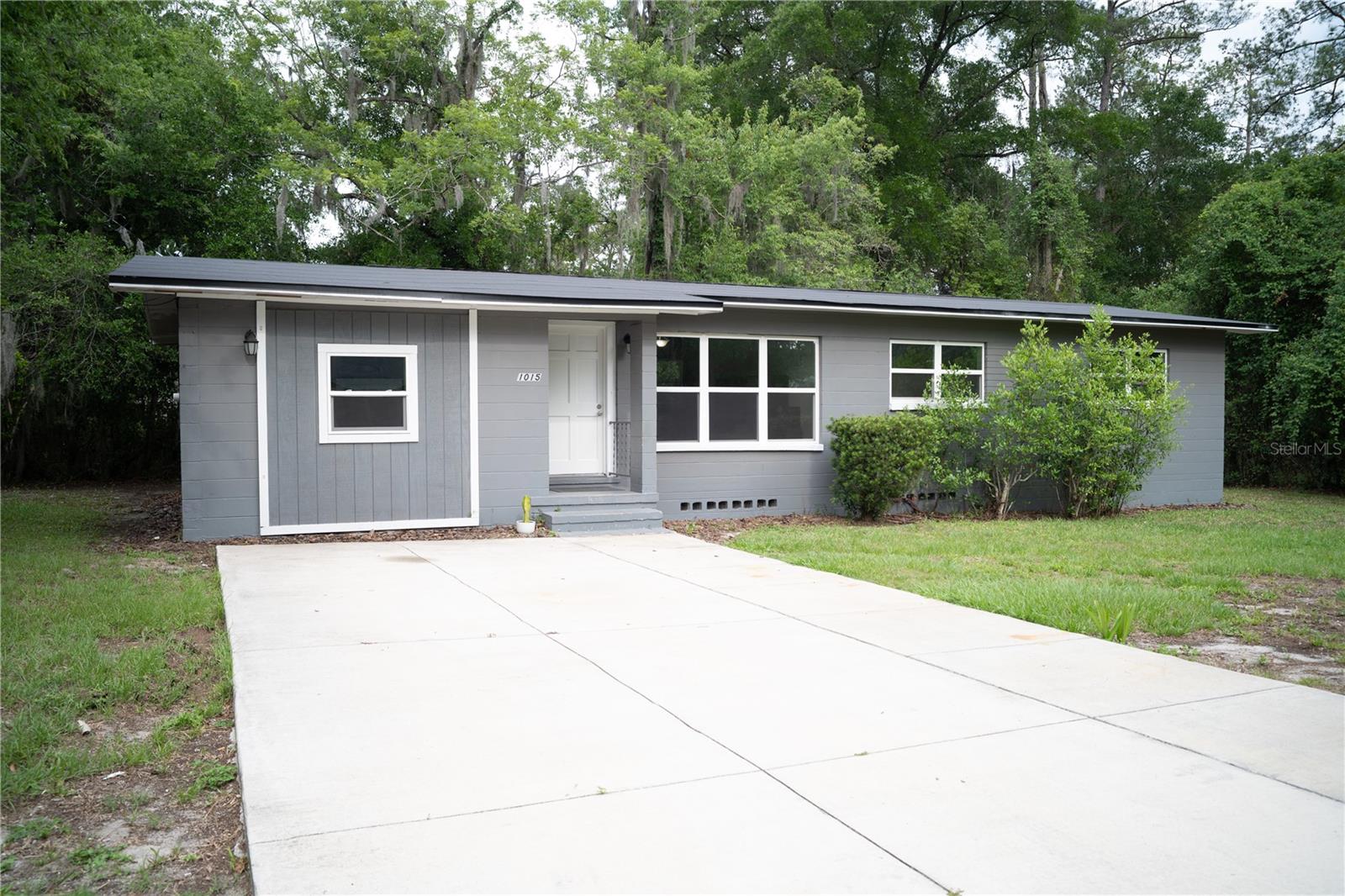 1015 SE 10TH TERRACE