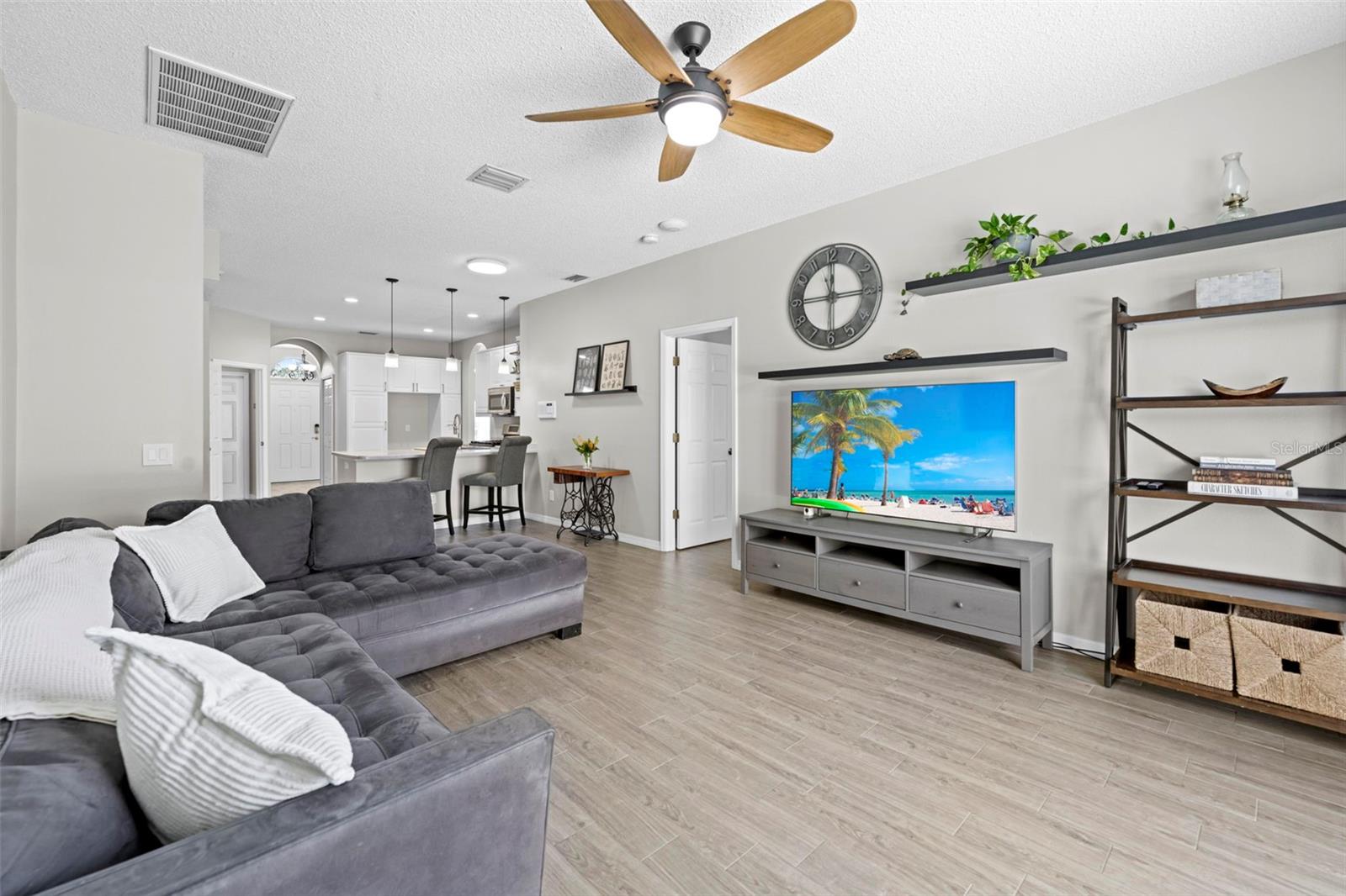 FOX WOOD PH 5 - Residential