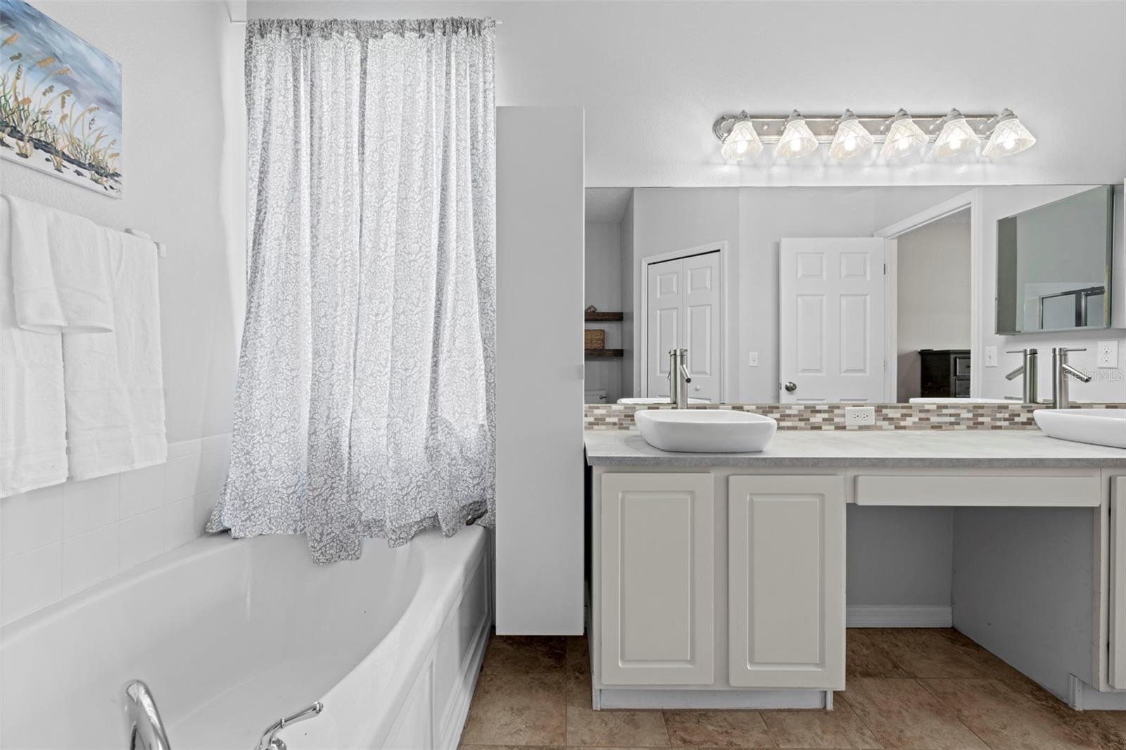 FOX WOOD PH 5 - Residential