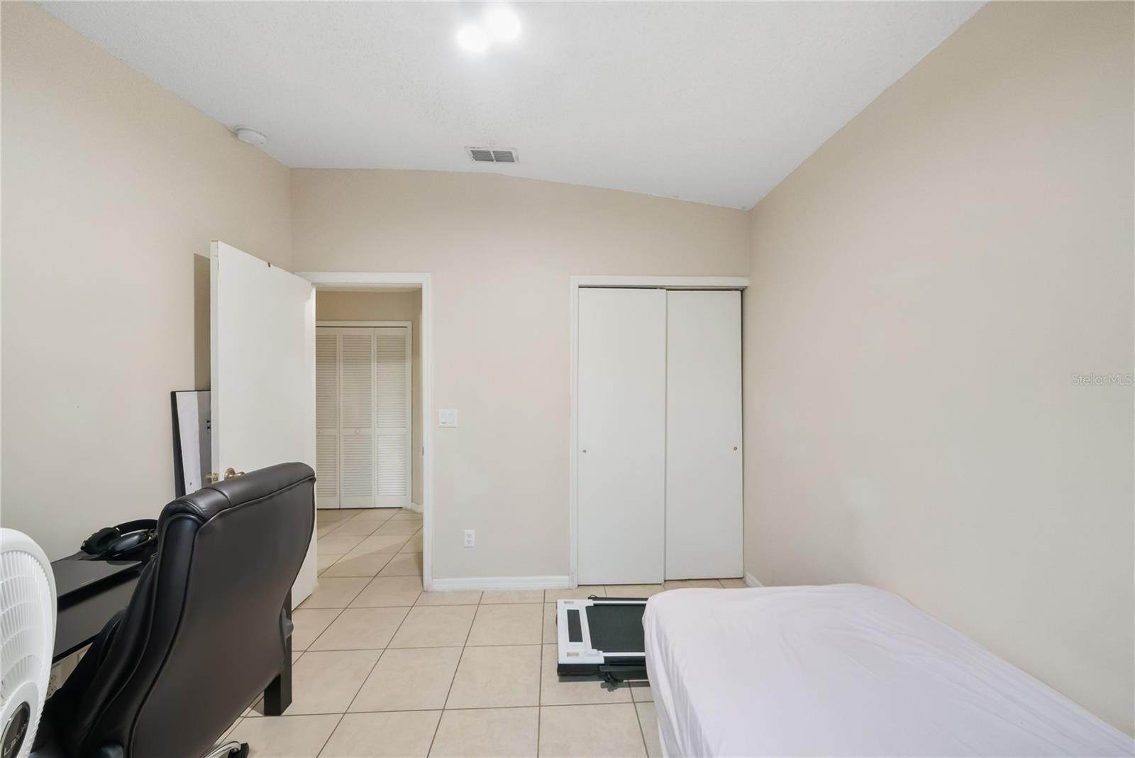 OSPREY COVE AT THE OAKS CONDO PH 14 - Residential