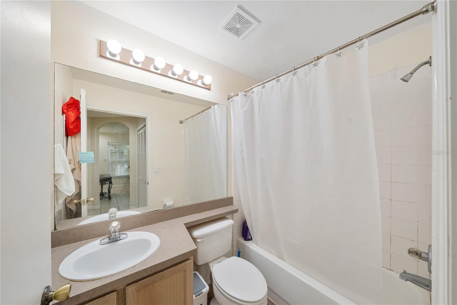 OSPREY COVE AT THE OAKS CONDO PH 14 - Residential