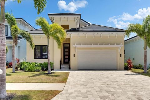 Photo of 6532 Simone Shores Circle, Apollo Beach, FL 33572 (MLS # TB8390546)