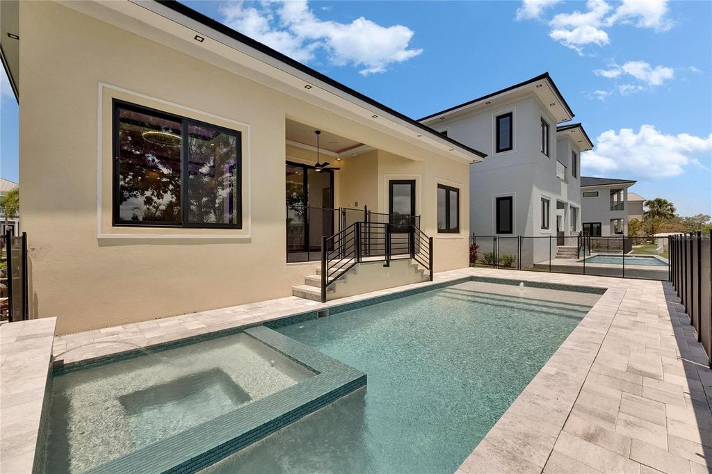 Photo of 6532 Simone Shores Circle, Apollo Beach, FL 33572 (MLS # TB8390546)