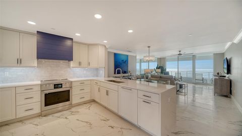 A home in LONGBOAT KEY