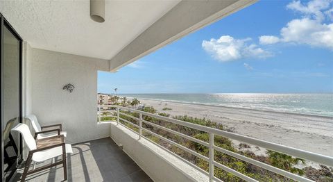 A home in LONGBOAT KEY