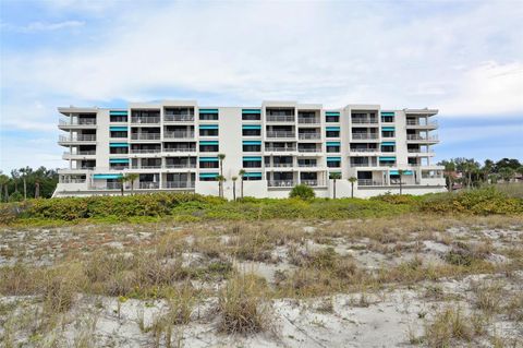 A home in LONGBOAT KEY