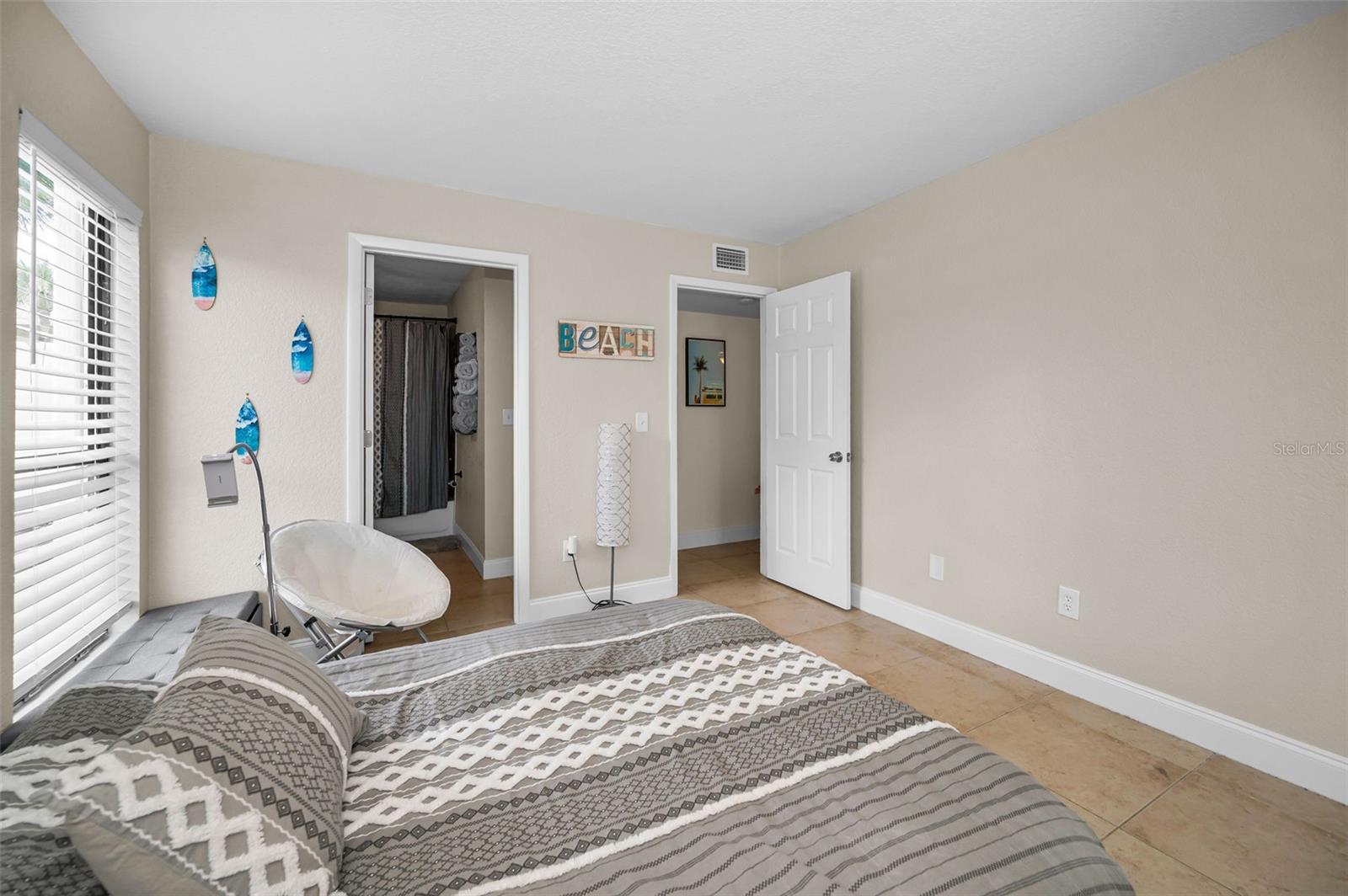 HARBOR CLUB CONDO - Residential