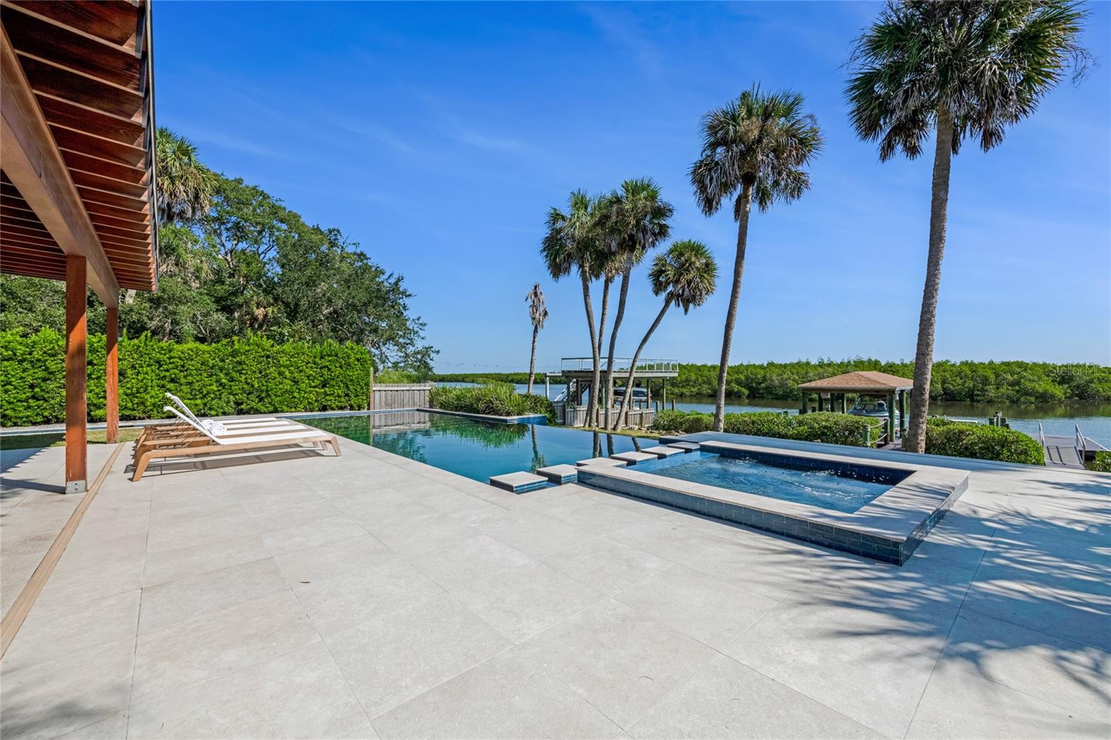 RIVERSIDE PARK NEW SMYRNA - Residential