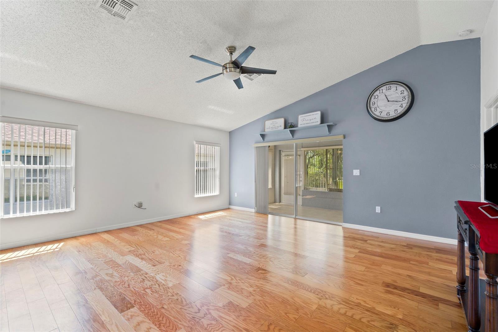 WELLINGTON AT SEVEN HILLS PH5D - Residential