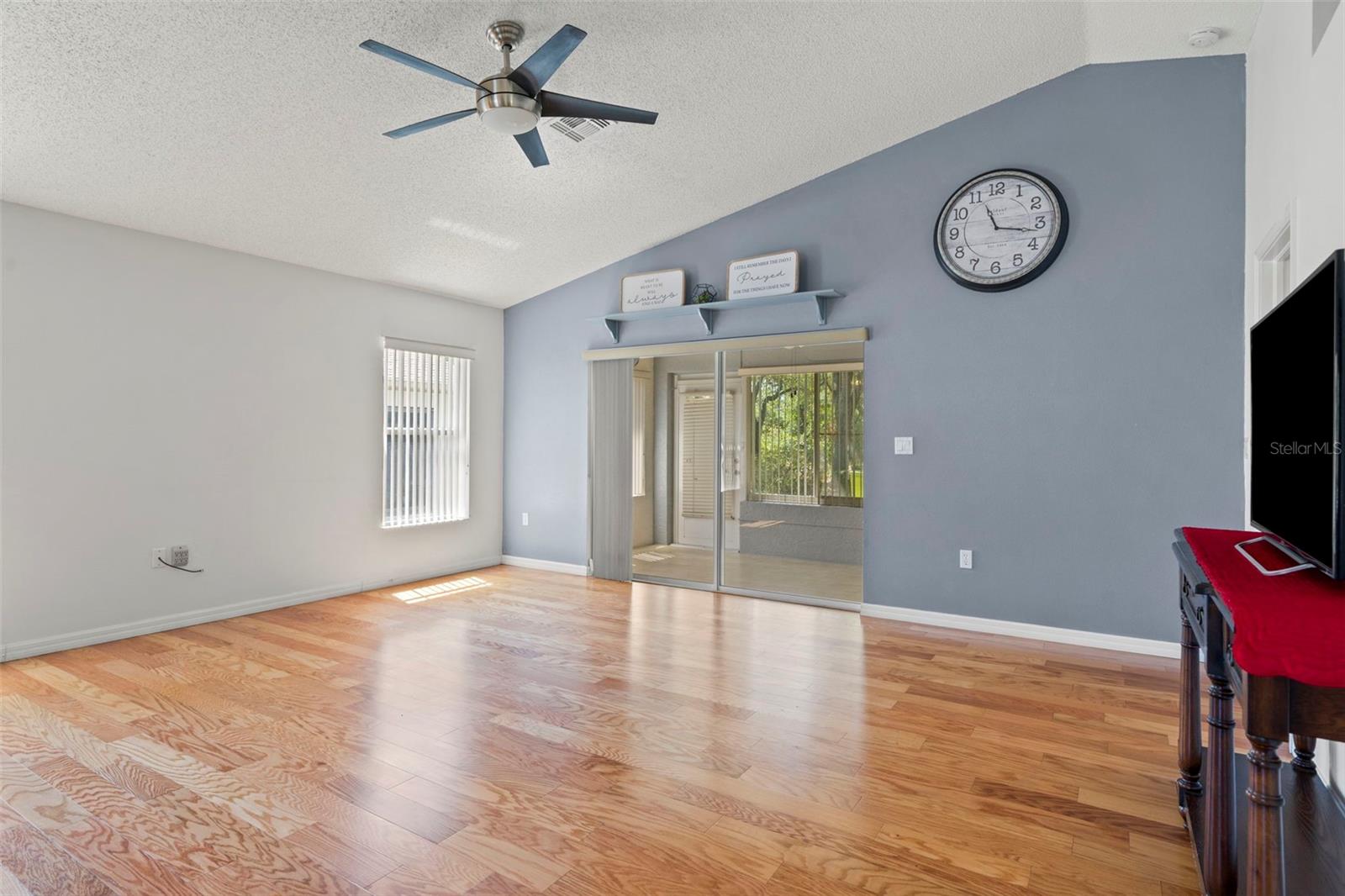 WELLINGTON AT SEVEN HILLS PH5D - Residential