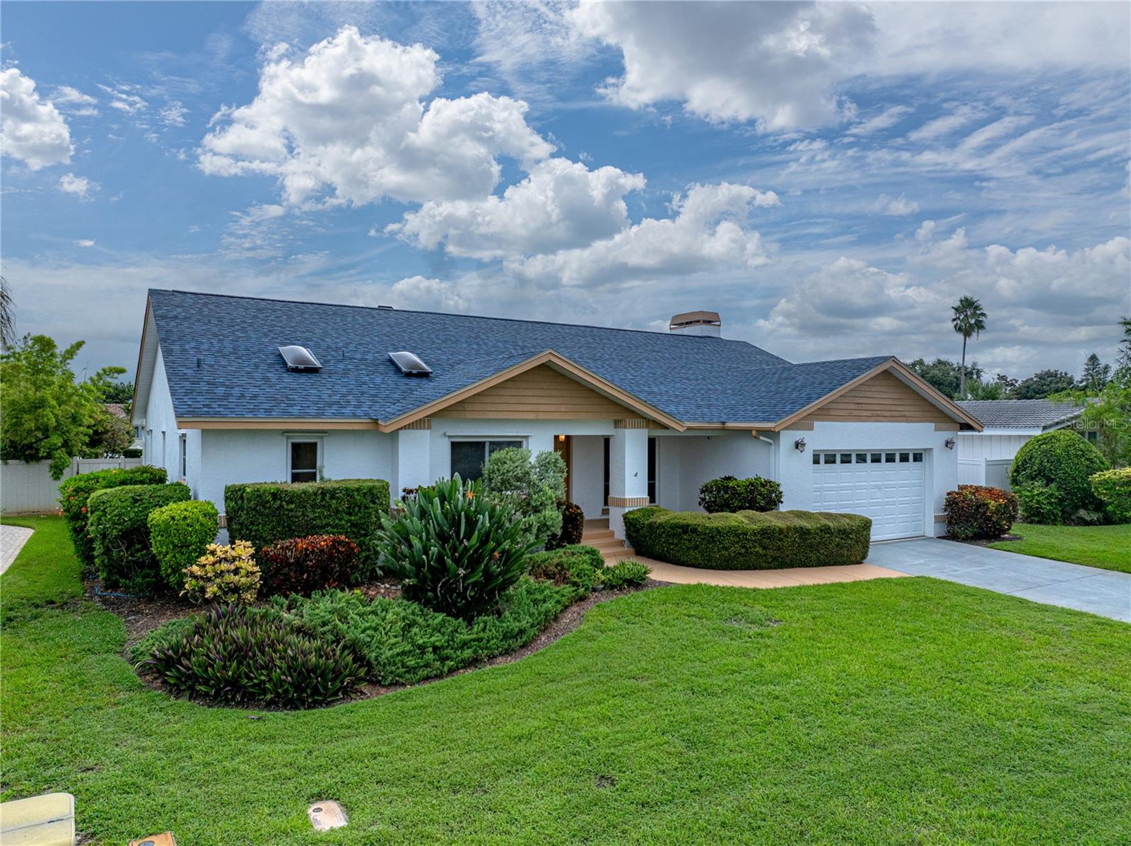 TIERRA VERDE UNIT 1 - Residential