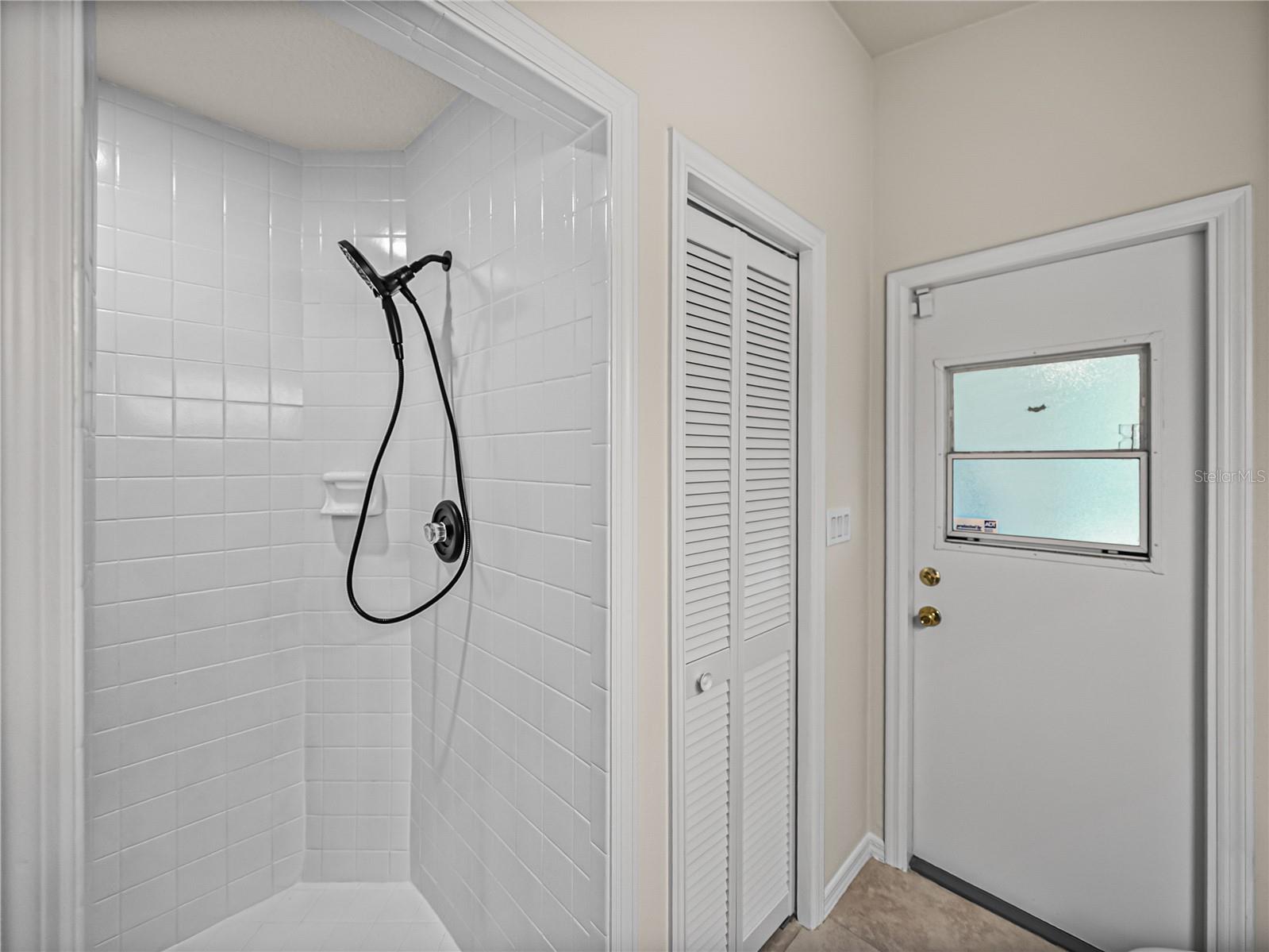 TIERRA VERDE UNIT 1 - Residential