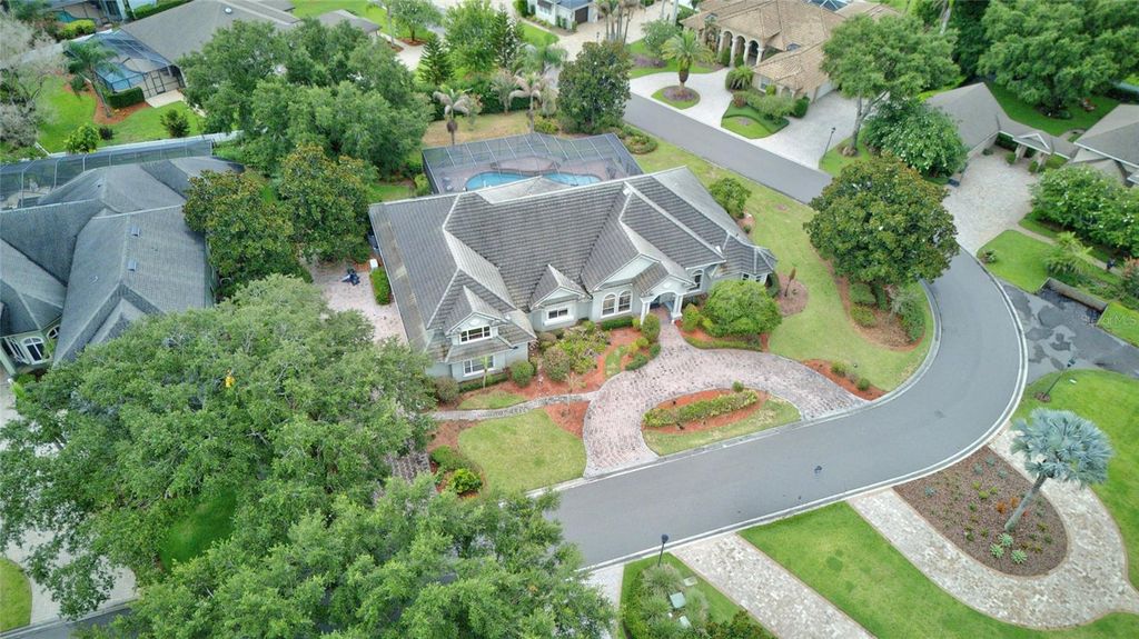 Photo of 9480 Waterford Oaks Drive, Winter Haven, FL 33884 (MLS # L4960912)