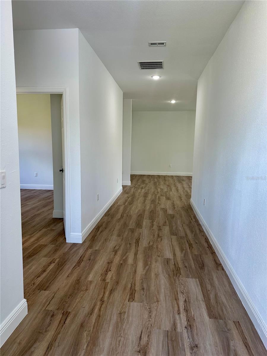 PORT CHARLOTTE SUB 21 - Residential Lease