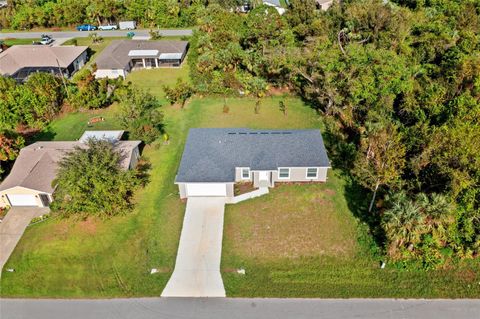 A home in PORT CHARLOTTE