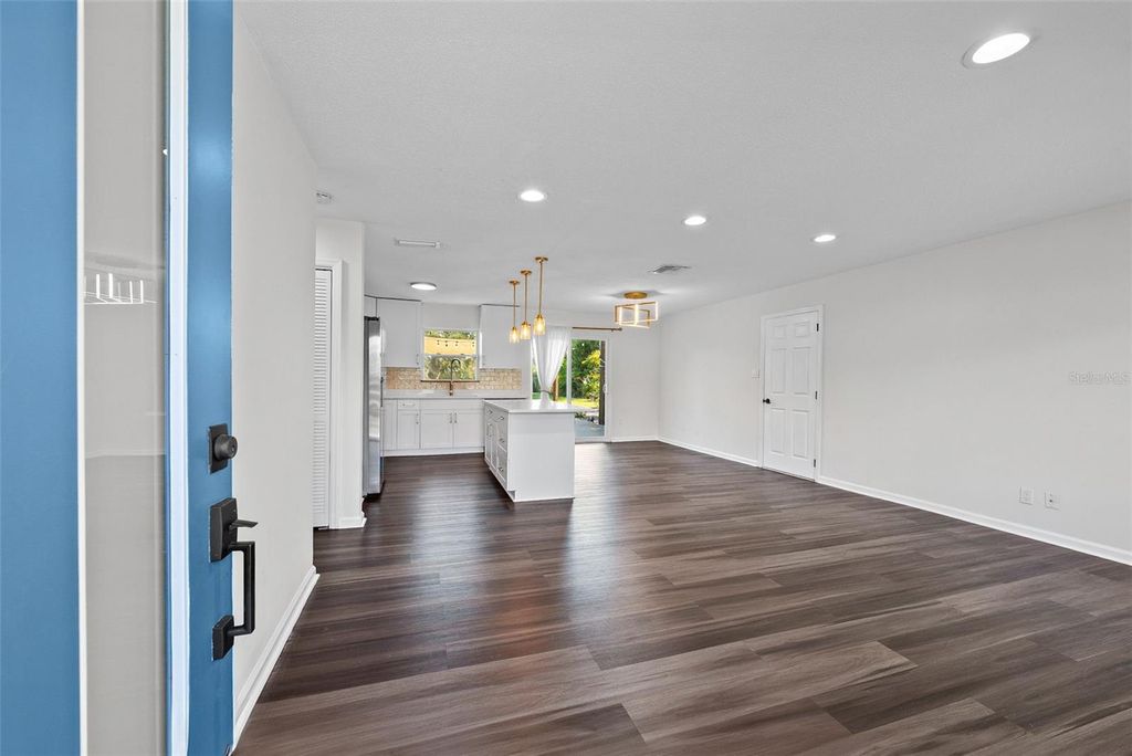 Photo of 1110 Asturia Way S, St Petersburg, FL 33705 (MLS # TB8435817)