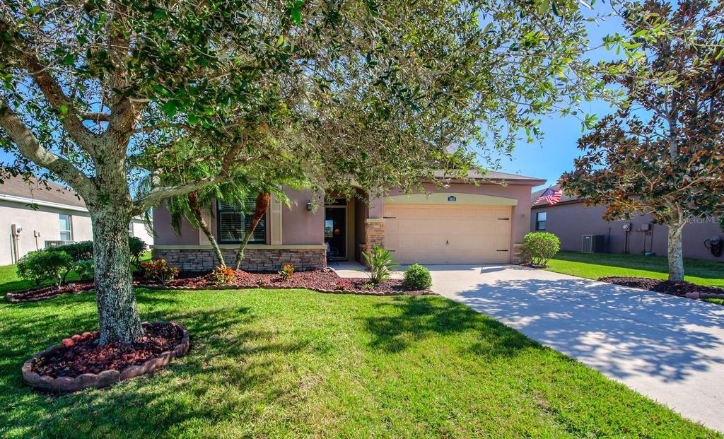 Photo of 5616 107th Terrace E, Parrish, FL 34219 (MLS # A4665300)