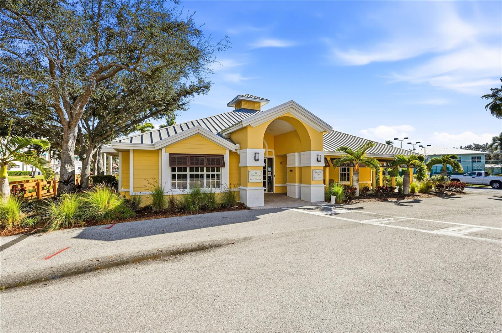 BAYPOINTE VISTA 1 - Residential