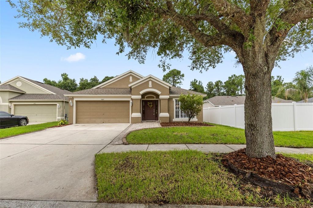 Photo of 5417 Algerine Pl, Wesley Chapel, FL 33544 (MLS # TB8519678)