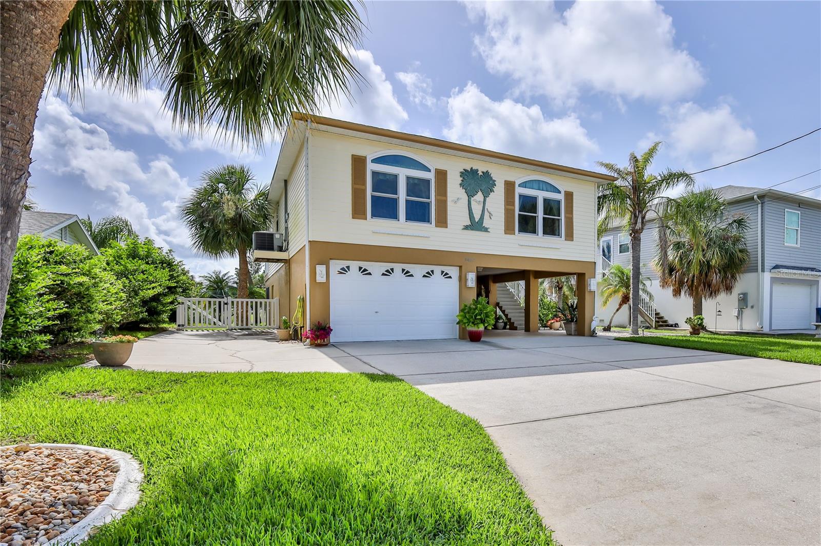 4460 FLOUNDER DRIVE