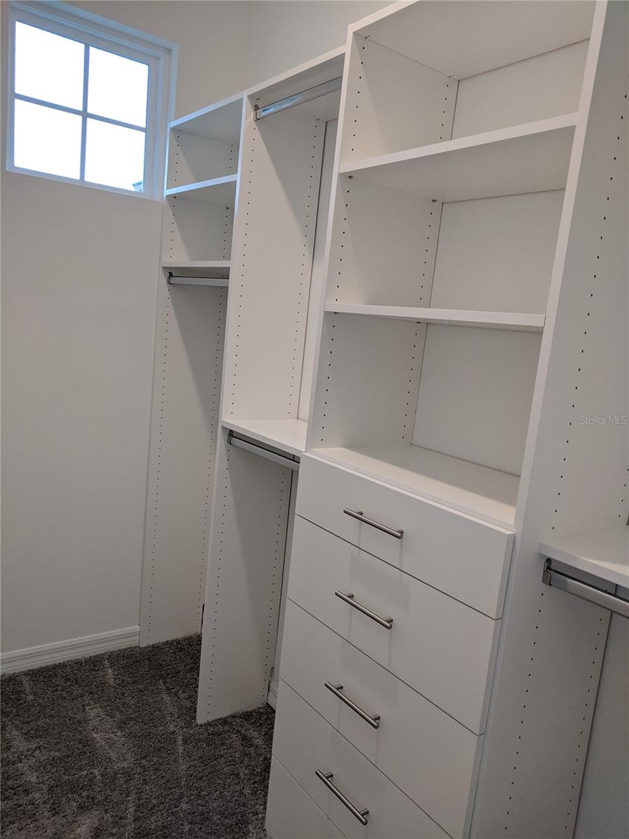 ARBORS/MDW WOODS - Residential Lease