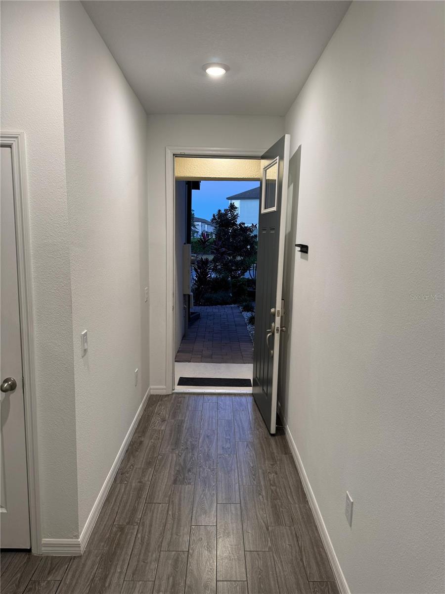 ARBORS/MDW WOODS - Residential Lease