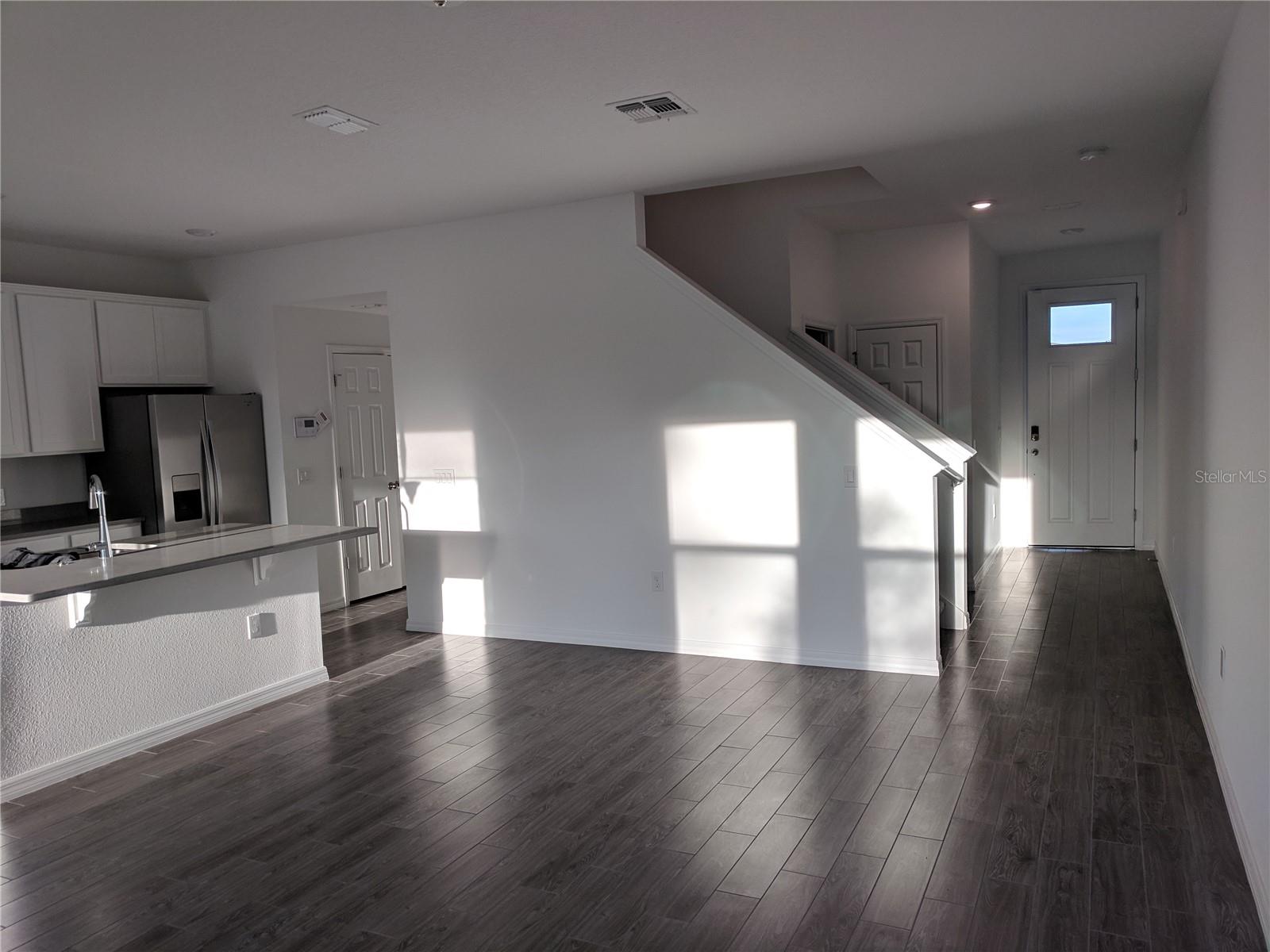 ARBORS/MDW WOODS - Residential Lease