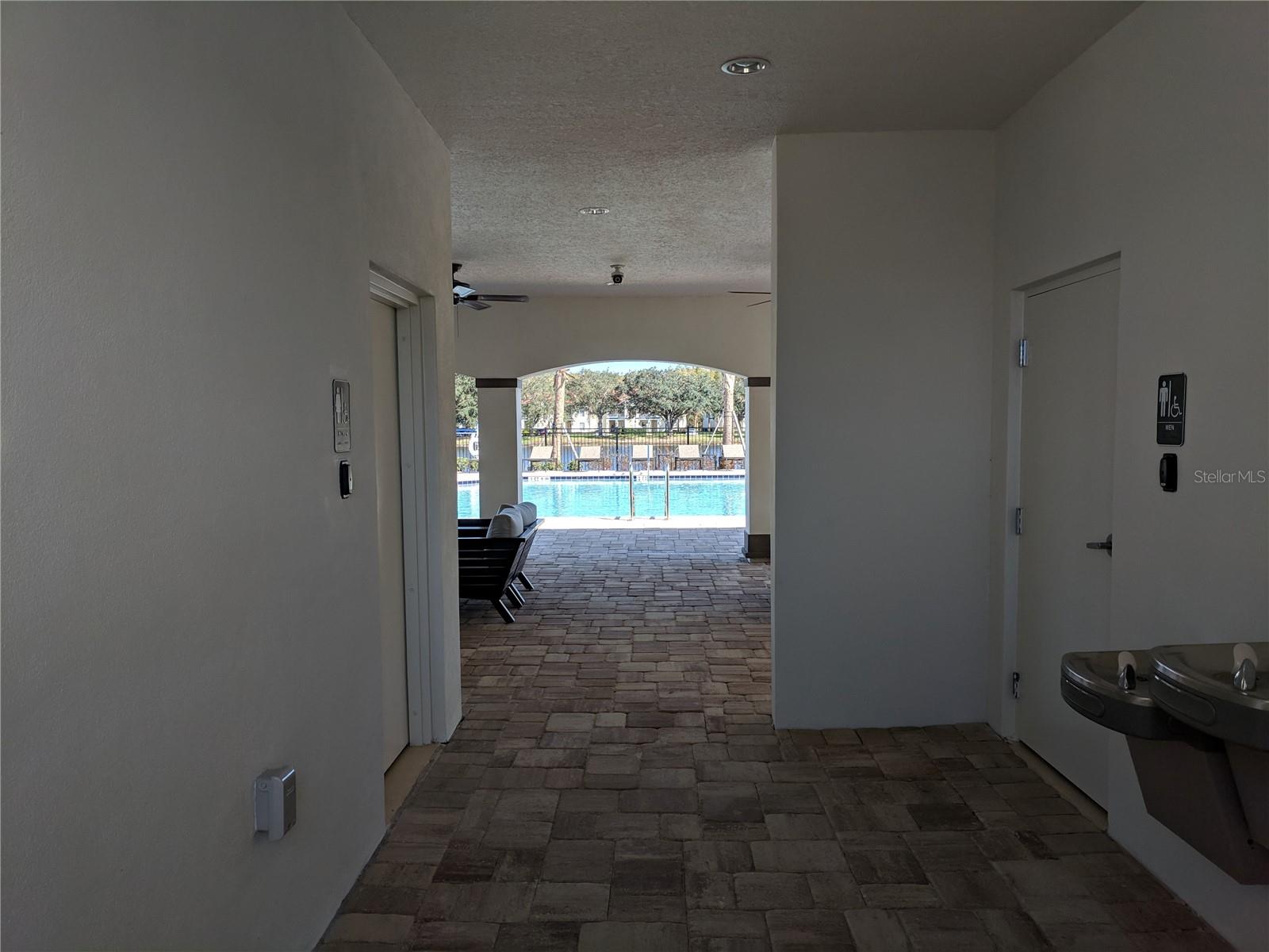 ARBORS/MDW WOODS - Residential Lease