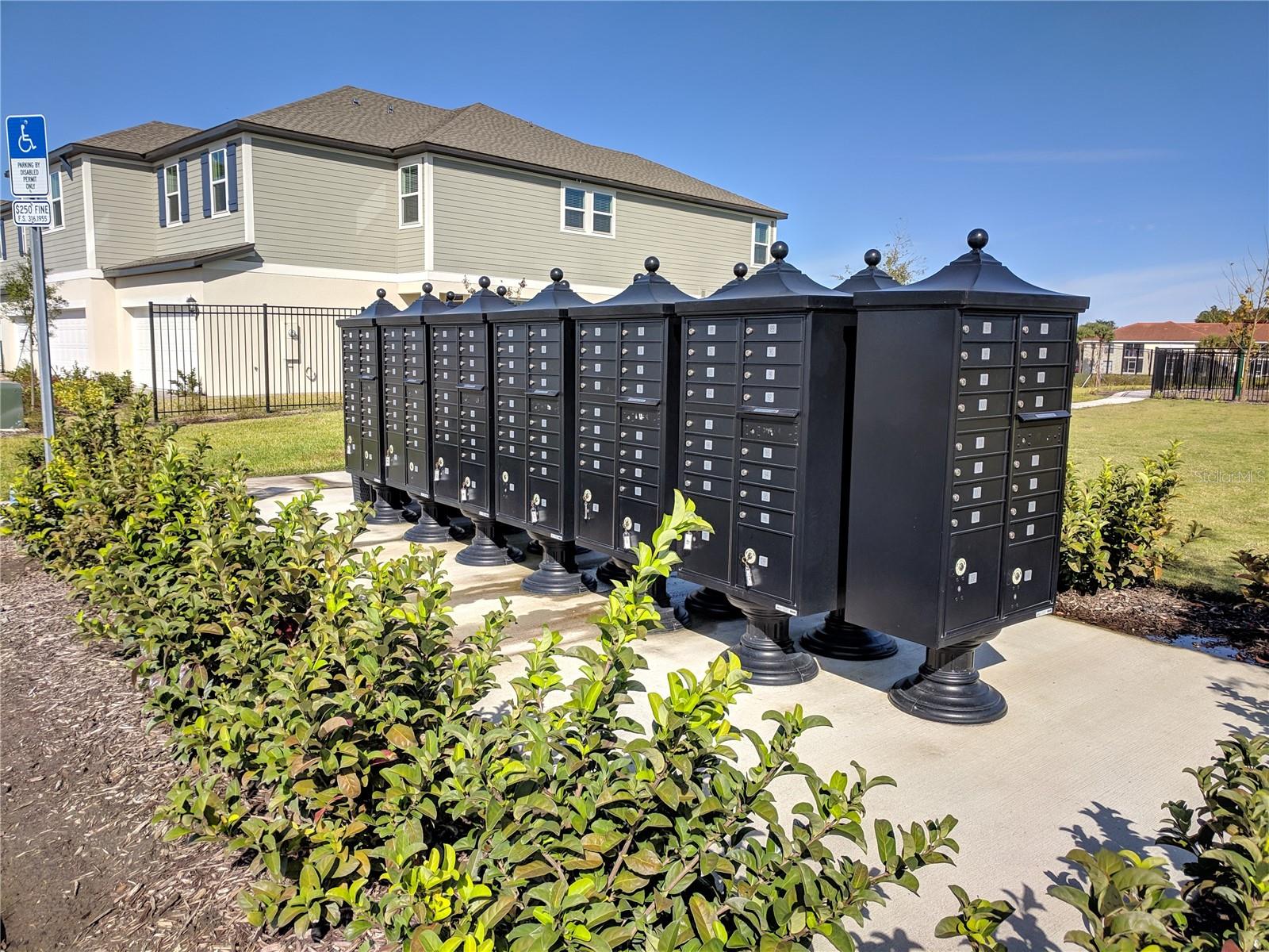 ARBORS/MDW WOODS - Residential Lease