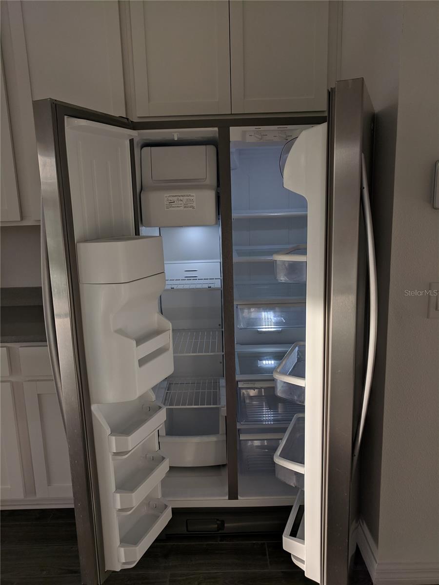 ARBORS/MDW WOODS - Residential Lease